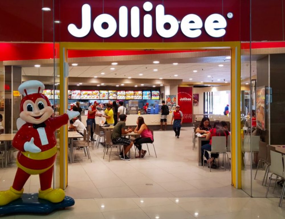 how much to franchise jollibee in the philippines
